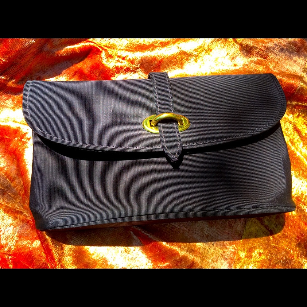 VINTAGE STYLEMARK DARK NAVY CLUTCH BAG